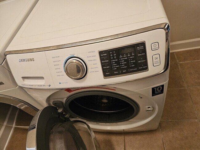 Building Photo - 7752 Porter House Dr