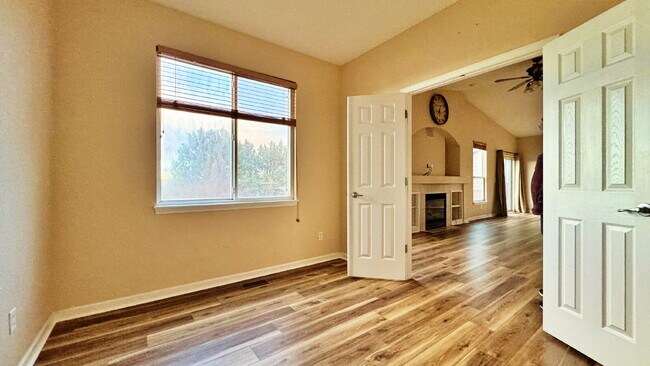 Building Photo - 663 Millet Cir