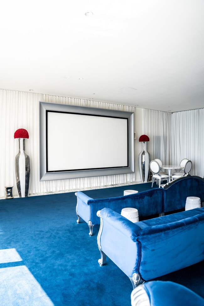 Building Photo - 495 Brickell Ave