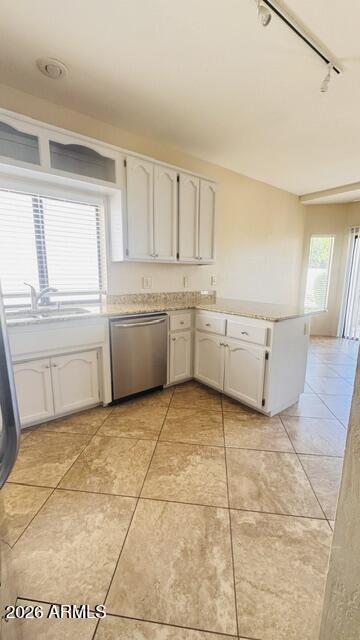 Building Photo - 6707 E Kelton Ln