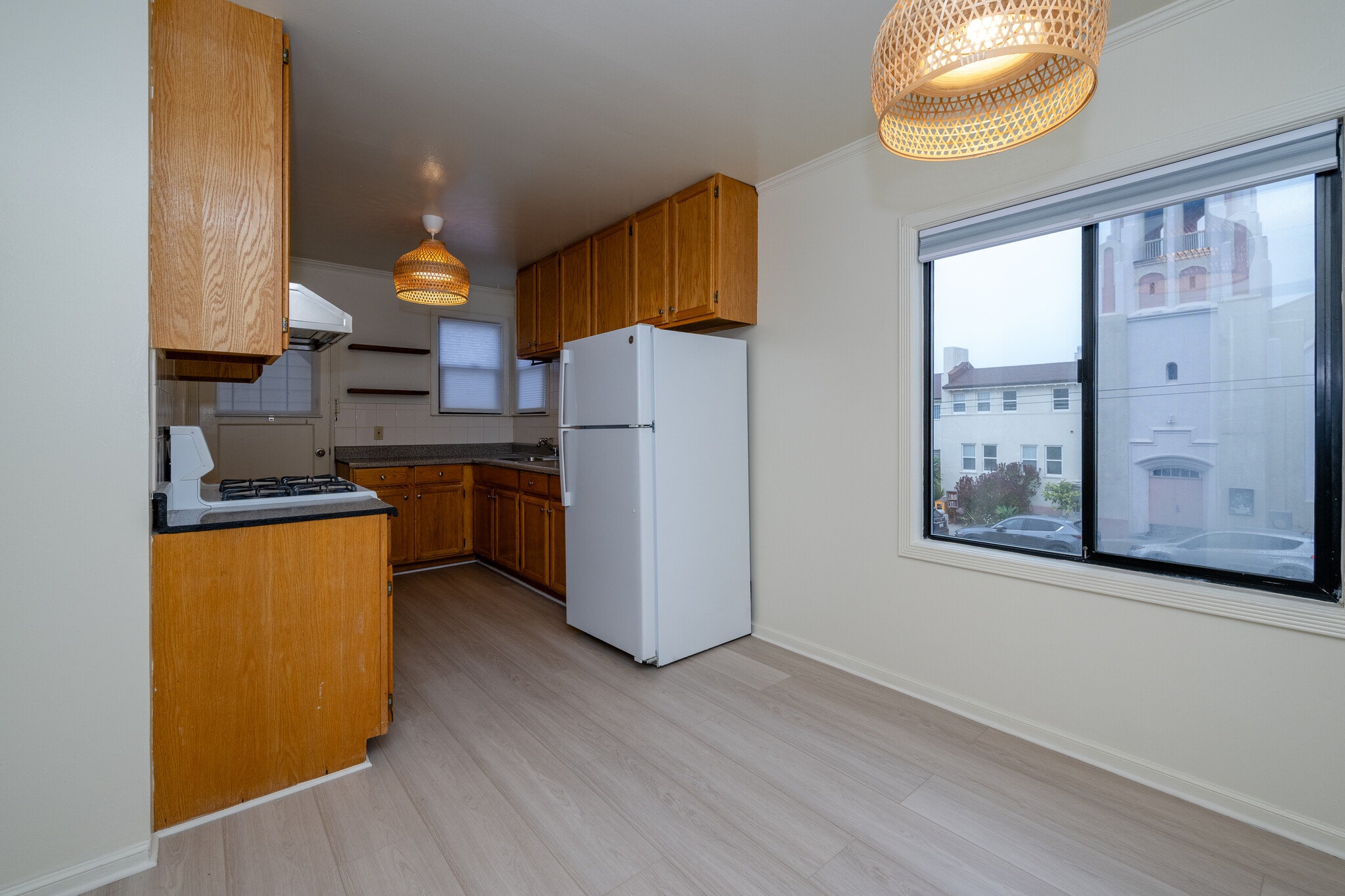 Building Photo - 1401 43rd Ave