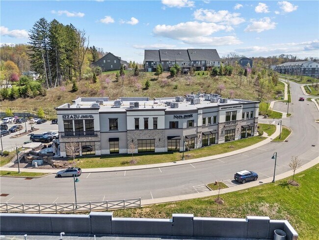 Building Photo - 410 Fairmont Dr