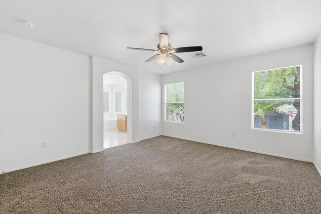 Building Photo - 13448 W Berridge Ln