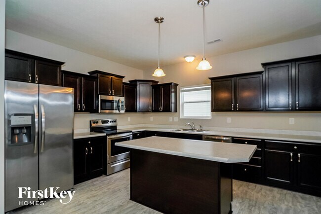 Building Photo - 2541 Sungold Trl