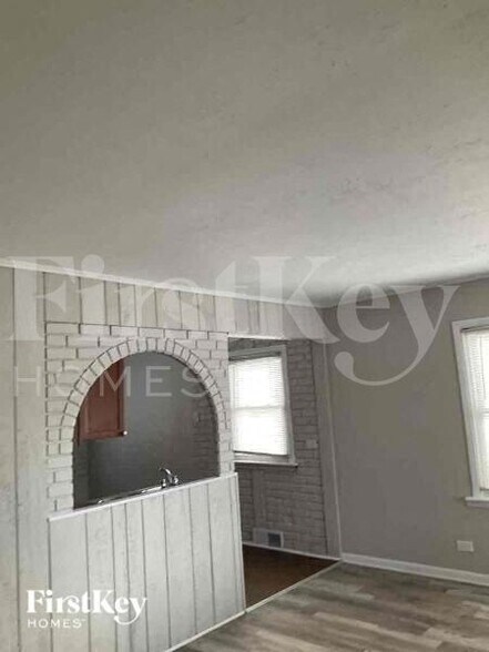 Building Photo - 16865 Bulger Ave