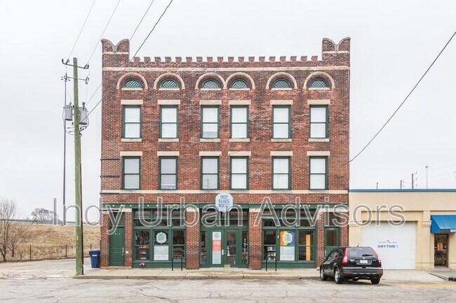 Building Photo - 909 Massachusetts Ave