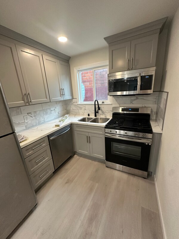 Building Photo - 873 29th St