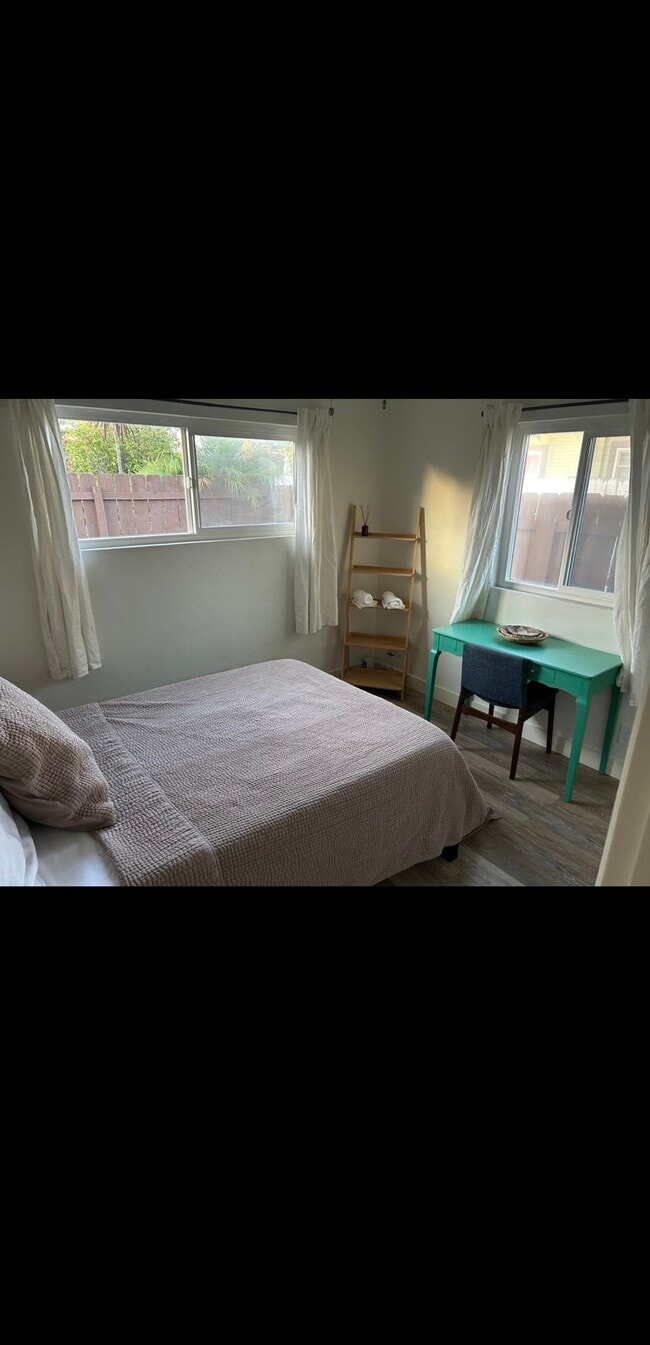 Building Photo - 3448 Copley Ave