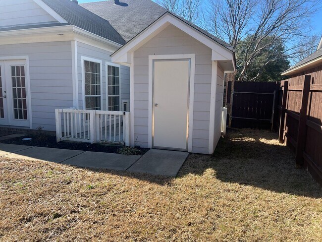Building Photo - Gorgeous home in Greenacres -North Bossier... Close to Barksdale Air Force Base