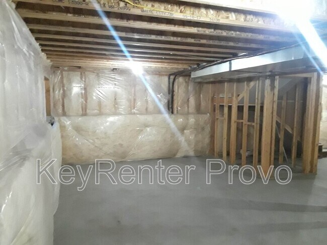 Building Photo - 735 S 1803 W