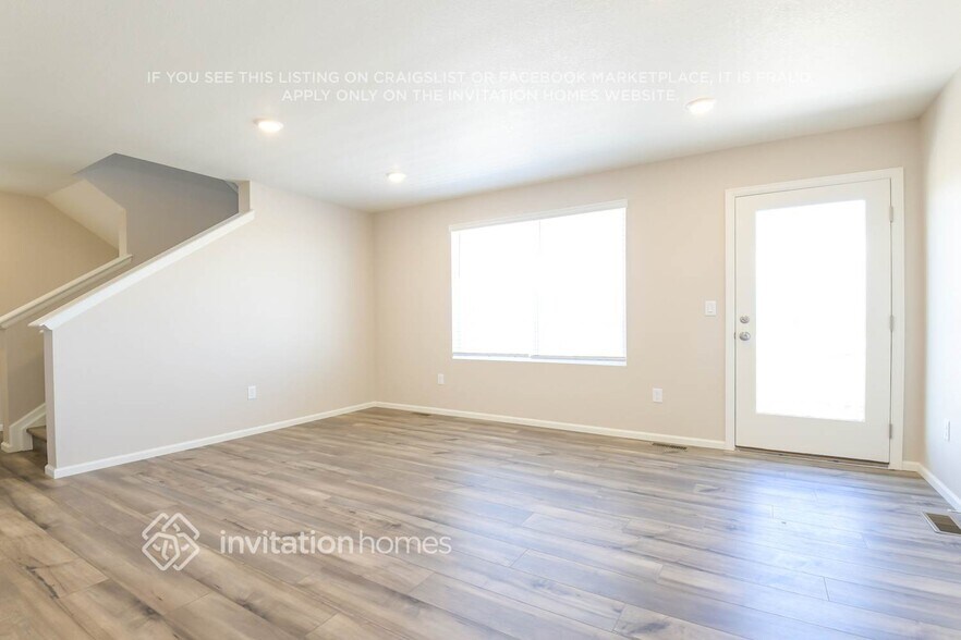 Building Photo - 12635 E 101st Dr