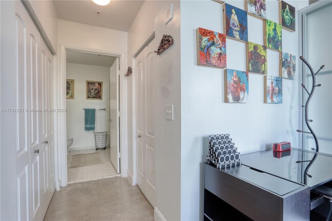 Building Photo - 2275 Biscayne Blvd Blvd