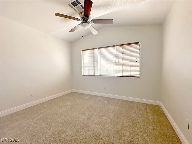 Building Photo - 7604 Cruz B