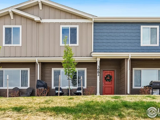 Building Photo - 3682 Ronald Reagan Ave