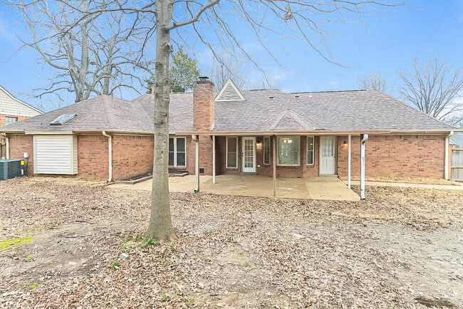 Building Photo - 1935 Pecan Ridge N