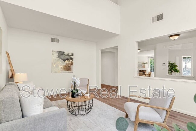 Building Photo - 690 Glasgow Cir