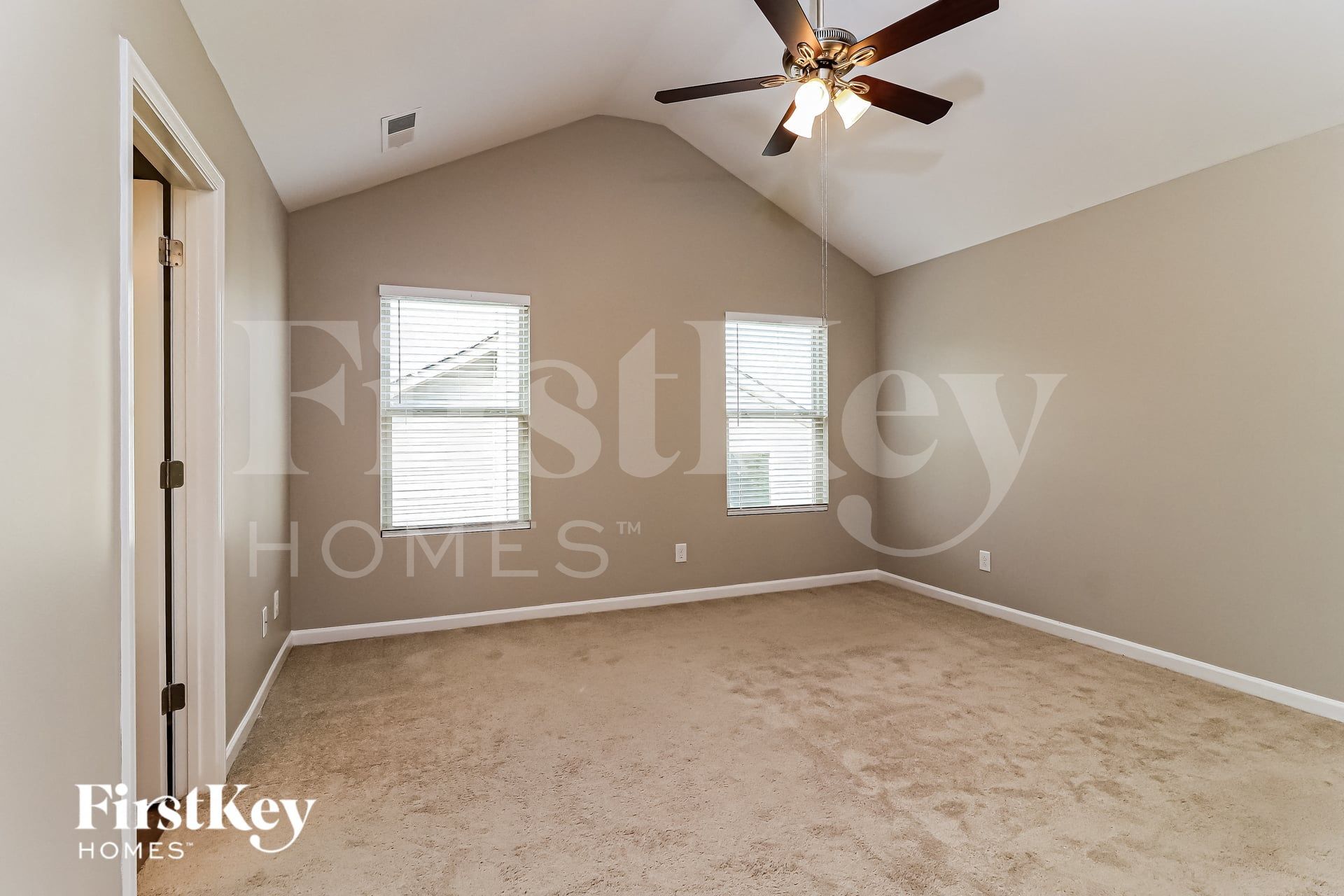 Building Photo - 415 Shady Glen