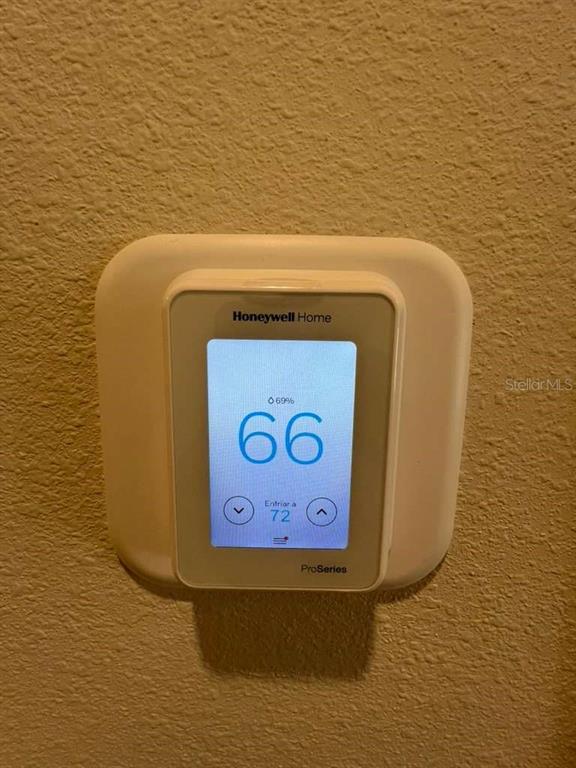 Building Photo - 3845 Blue Vale Dr