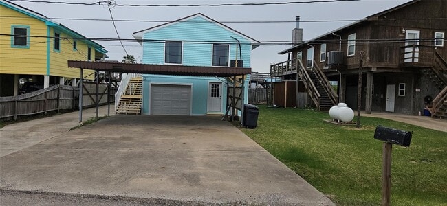 Building Photo - 1643 Railroad St