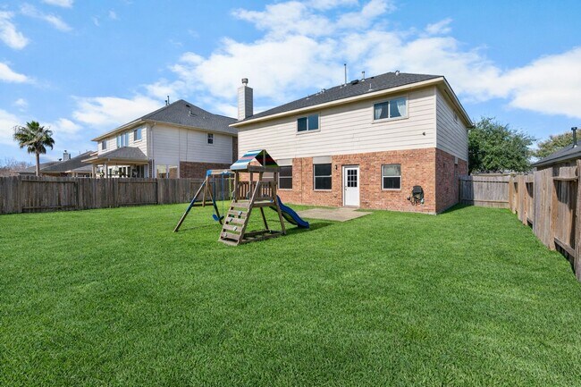 Building Photo - 7419 Chathan Glen Ln