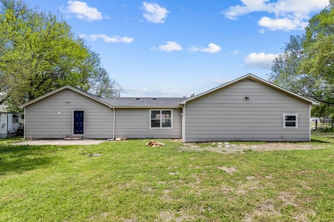 Building Photo - Beautifully remodeled home on over a 1/2 a...