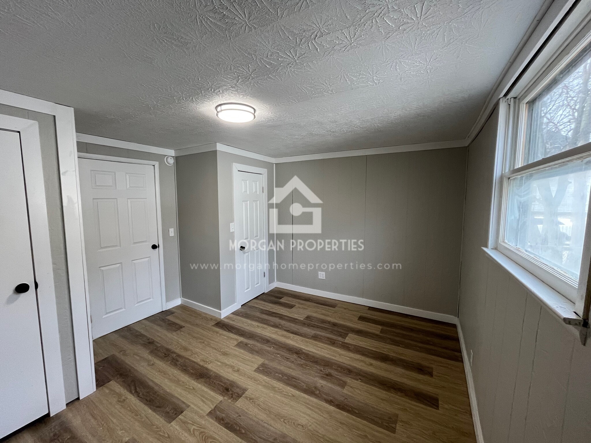 Building Photo - 324 Park Ave