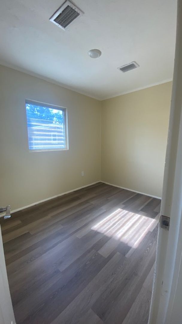 Building Photo - 1107 Colleton Dr
