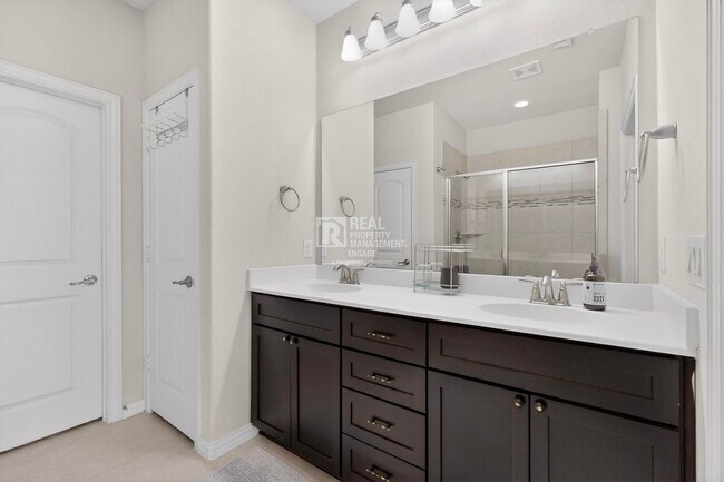 Building Photo - Allen Rental in Cottonwood Creek w/ Theater and Pool Access