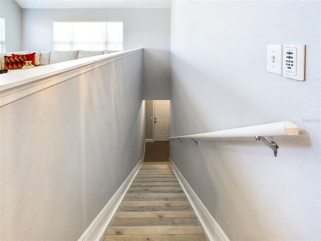 Building Photo - 5521 Rosehill Rd