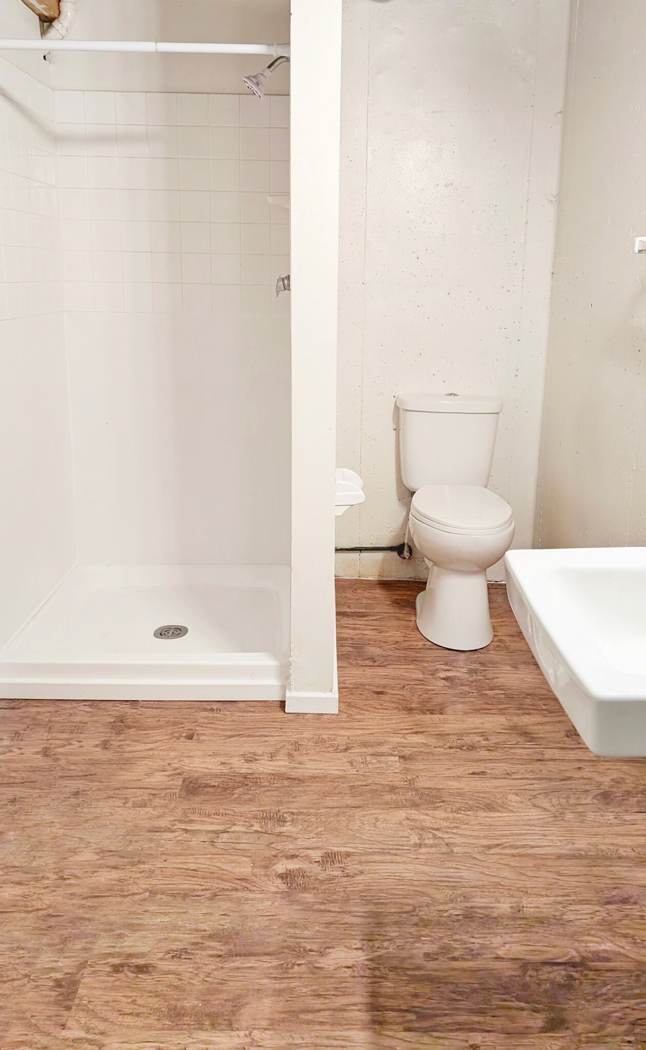 Building Photo - 503 E Graham Pl