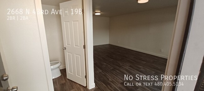 Building Photo - 2 Bed 2 Story Condo off 43rd Ave and Thomas!