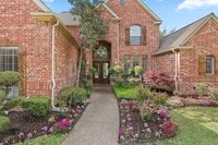 Building Photo - 3103 River Bend Dr