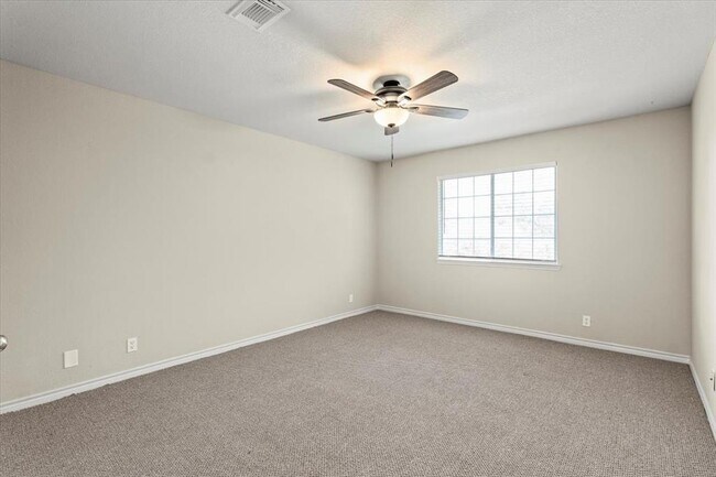 Building Photo - 5916 Rickerhill Ln