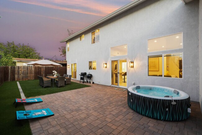 Building Photo - 1219 Denver Ln