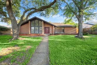 Building Photo - 8119 Braesview Ln