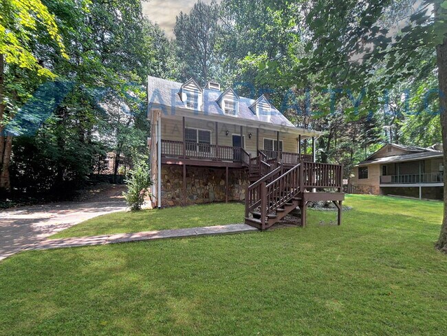 Building Photo - 4125 Maple Ferry Dr