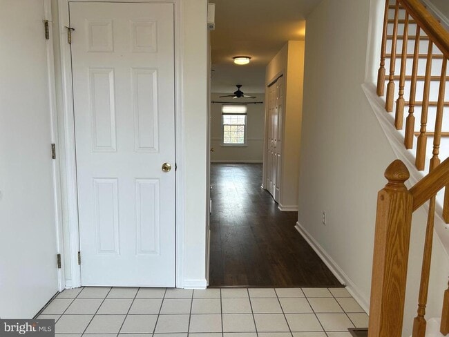 Building Photo - 201 Beacon Ct