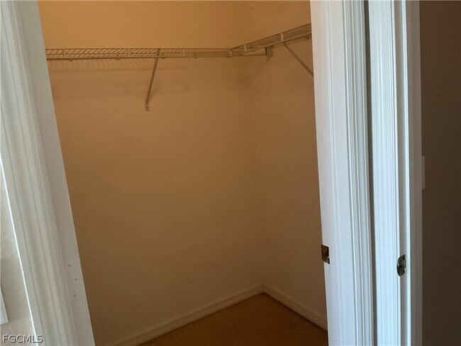 Building Photo - 8554 Athena Ct