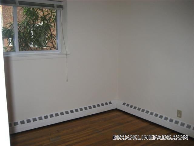 Building Photo - 59 Parkman St