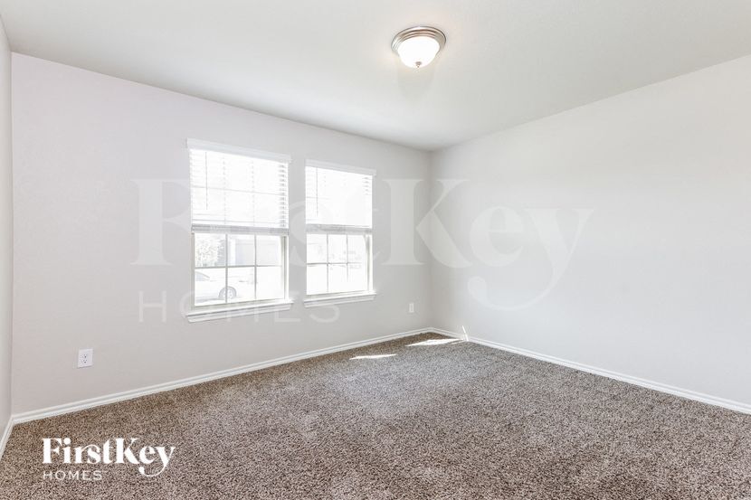 Building Photo - 312 Wilson Way