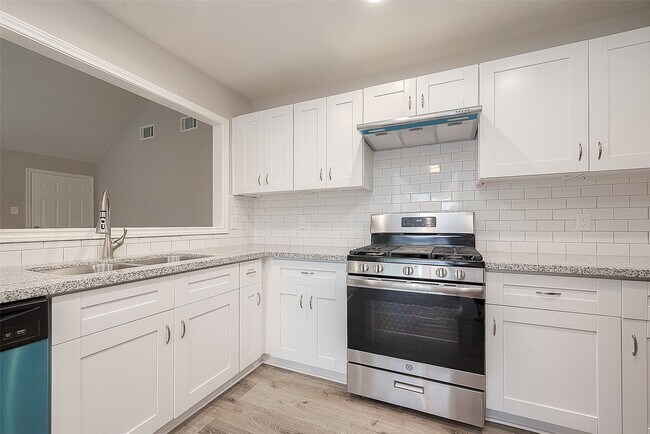 Building Photo - 3103 Hartcliff Cir