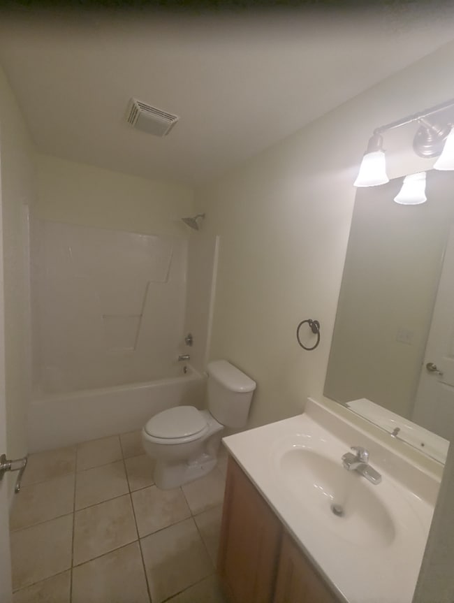 Building Photo - 2 BD Townhouse in Downtown Charleston