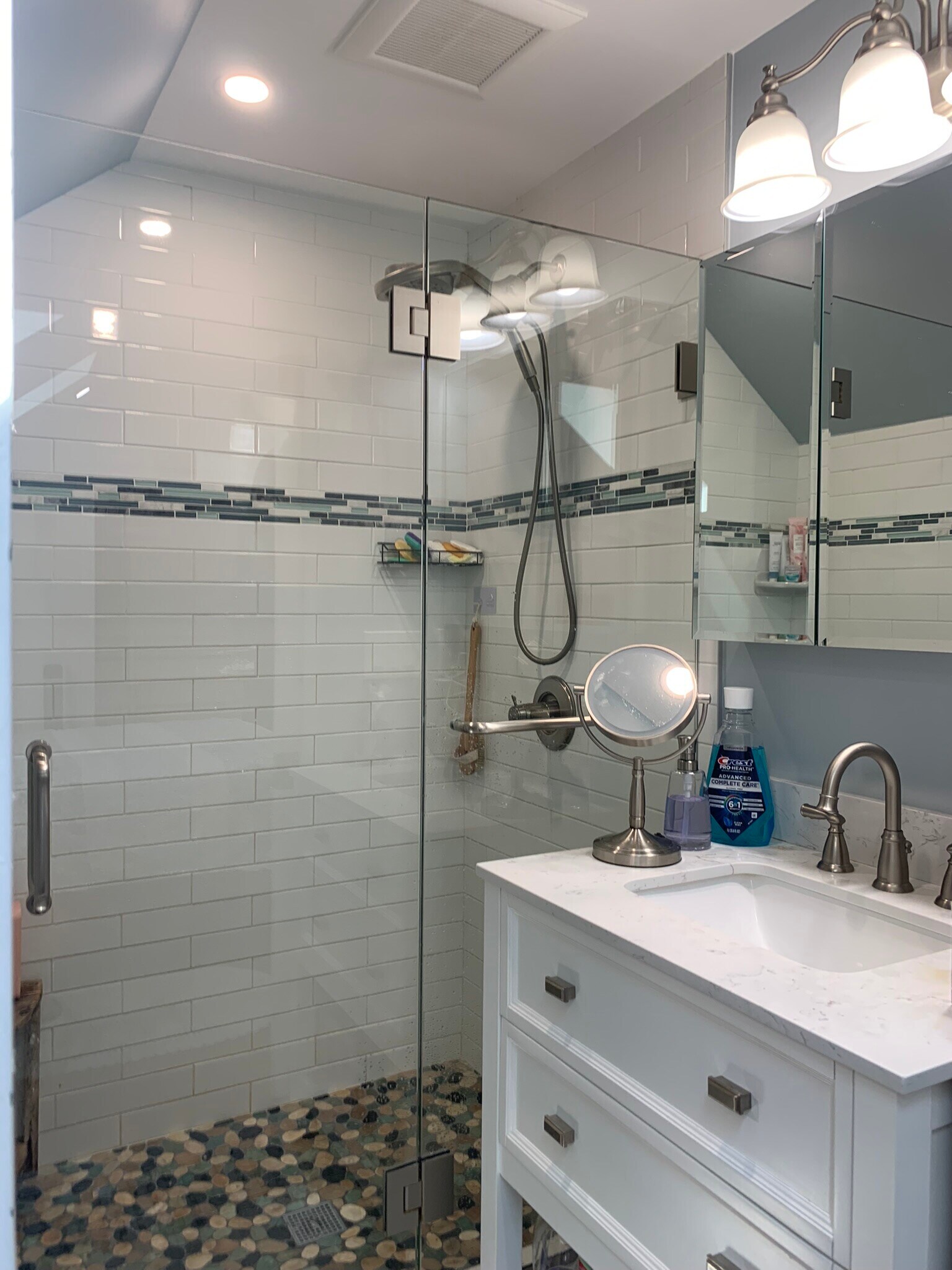 Building Photo - 1045 Adams St