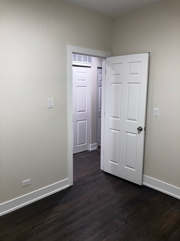 Building Photo - 6634 S Minerva Ave