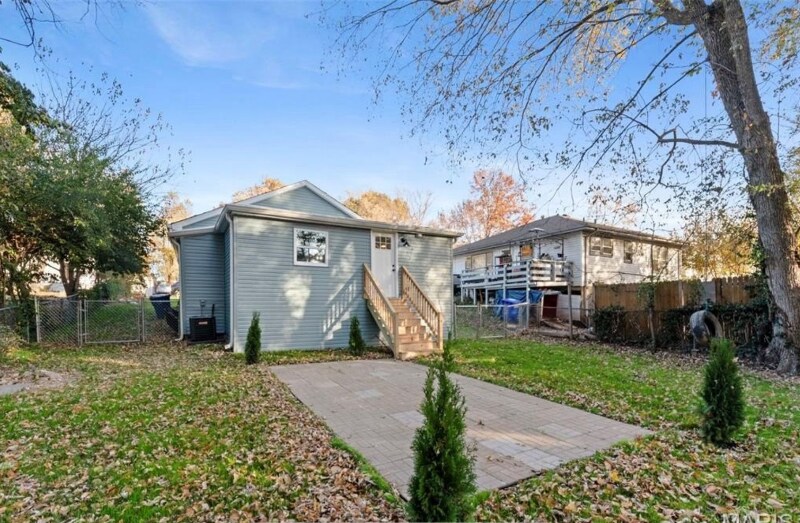 Building Photo - 3221 Suncrest Ave