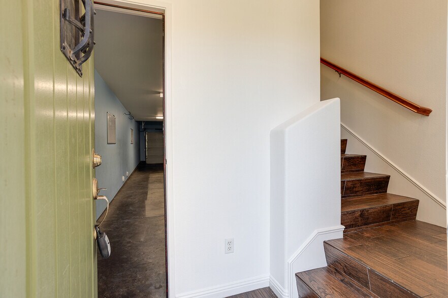 Building Photo - 28566 Herrera St