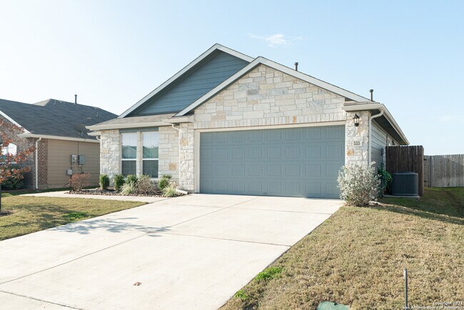 Primary Photo - 533 Moonvine Way