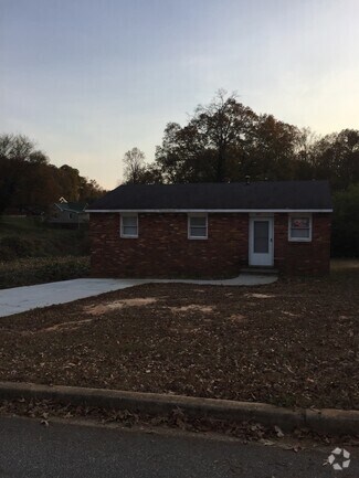 Building Photo - Spartanburg