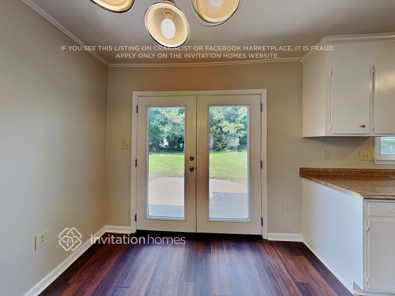 Building Photo - 7609 Elm Tree Ln
