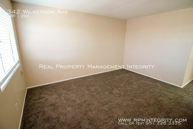 Building Photo - 2 bedroom 2 bath apartment in Perris
